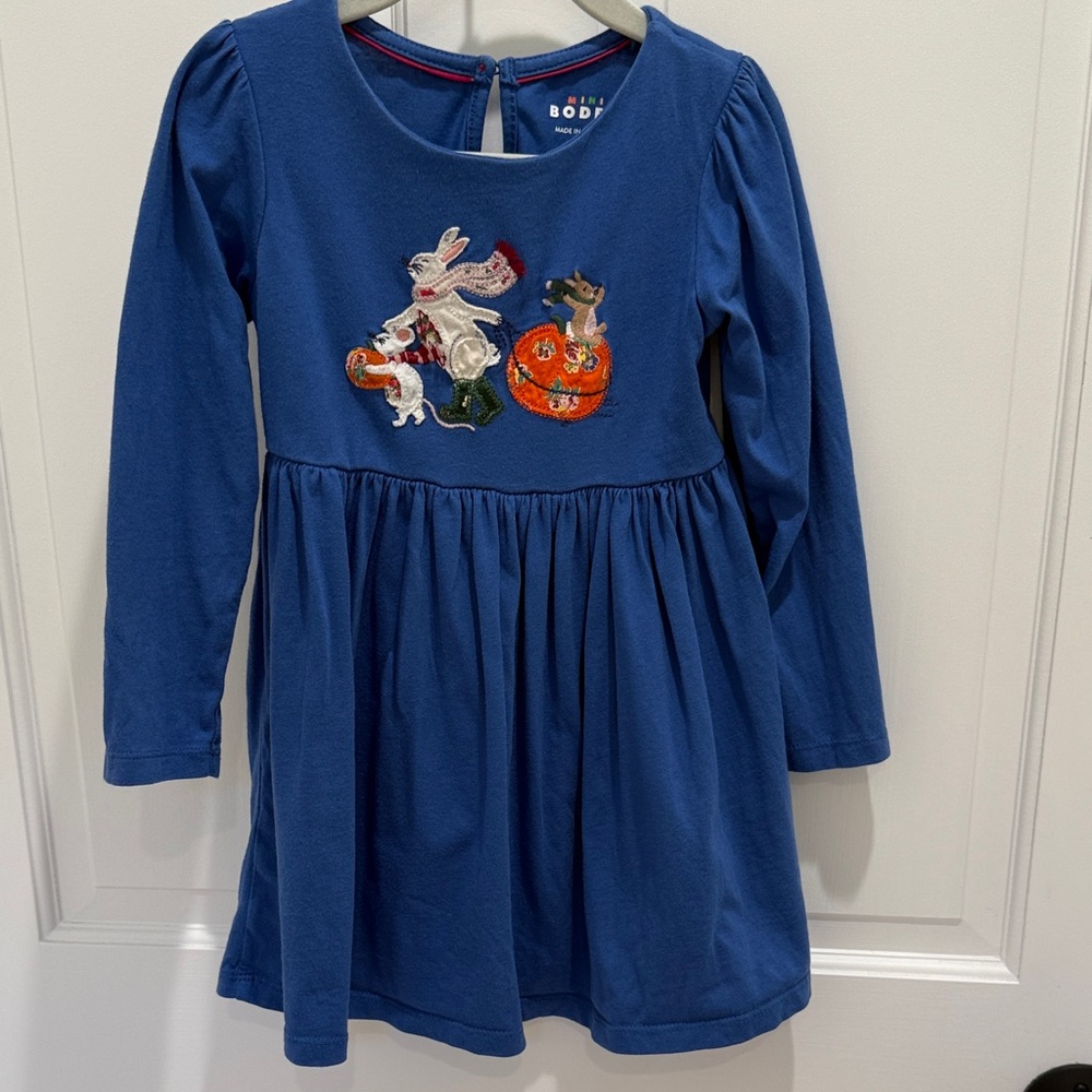 Mini Boden Blue Long Sleeve Dress with Animal Fall theme Appliqué
